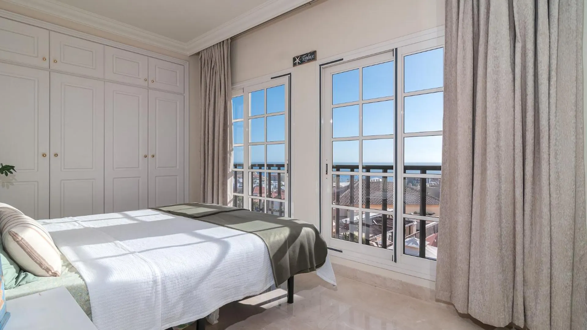 Beautiful 2 Bedroom Penthouse Terrazas Del Duque Costa Adeje  0*, Costa Adeje (Tenerife)