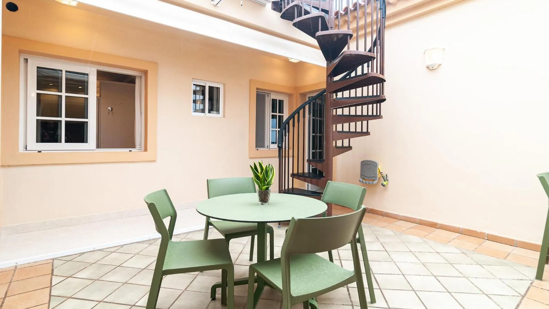 Beautiful 2 Bedroom Penthouse Terrazas Del Duque Costa Adeje  Apartment Costa Adeje (Tenerife)