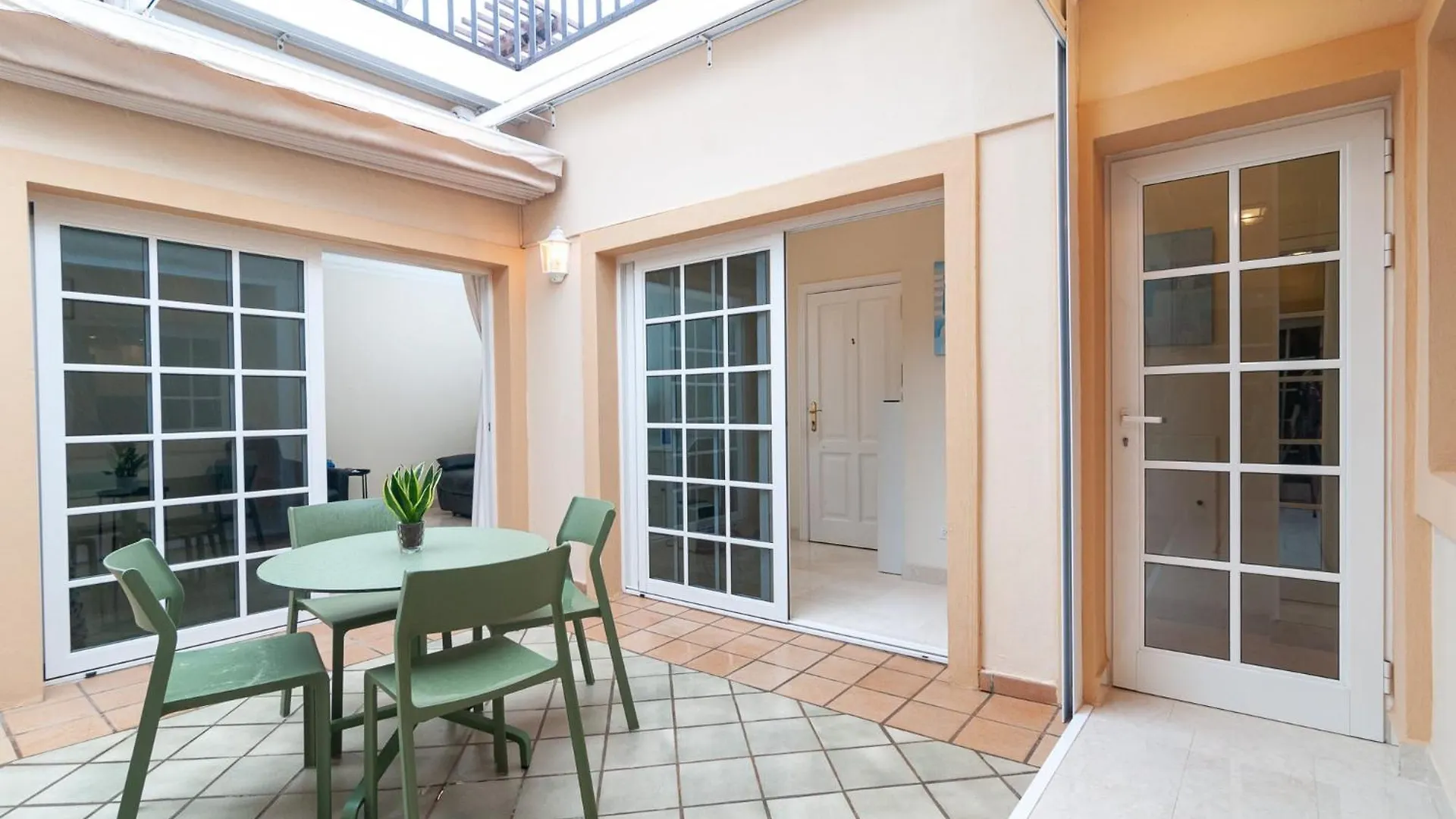 Beautiful 2 Bedroom Penthouse Terrazas Del Duque Costa Adeje  0*, Costa Adeje (Tenerife)