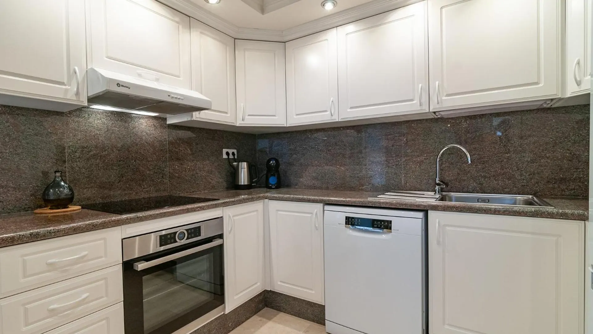 Beautiful 2 Bedroom Penthouse Terrazas Del Duque Costa Adeje  Apartment